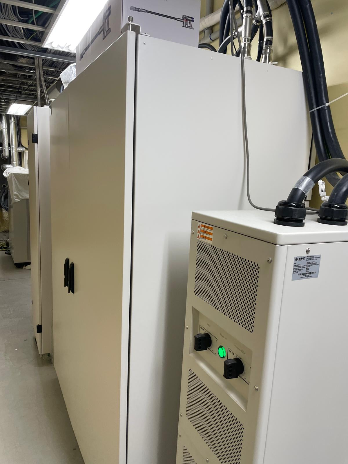 Canon Vantage Galan 1.5T MRI System