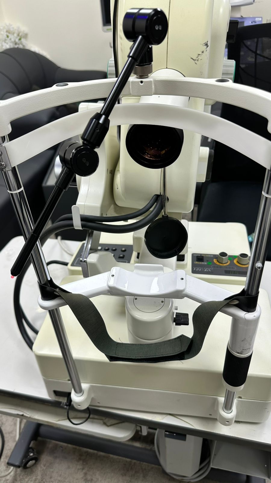 Kowa VX-10i fundus camera refurbished equipment