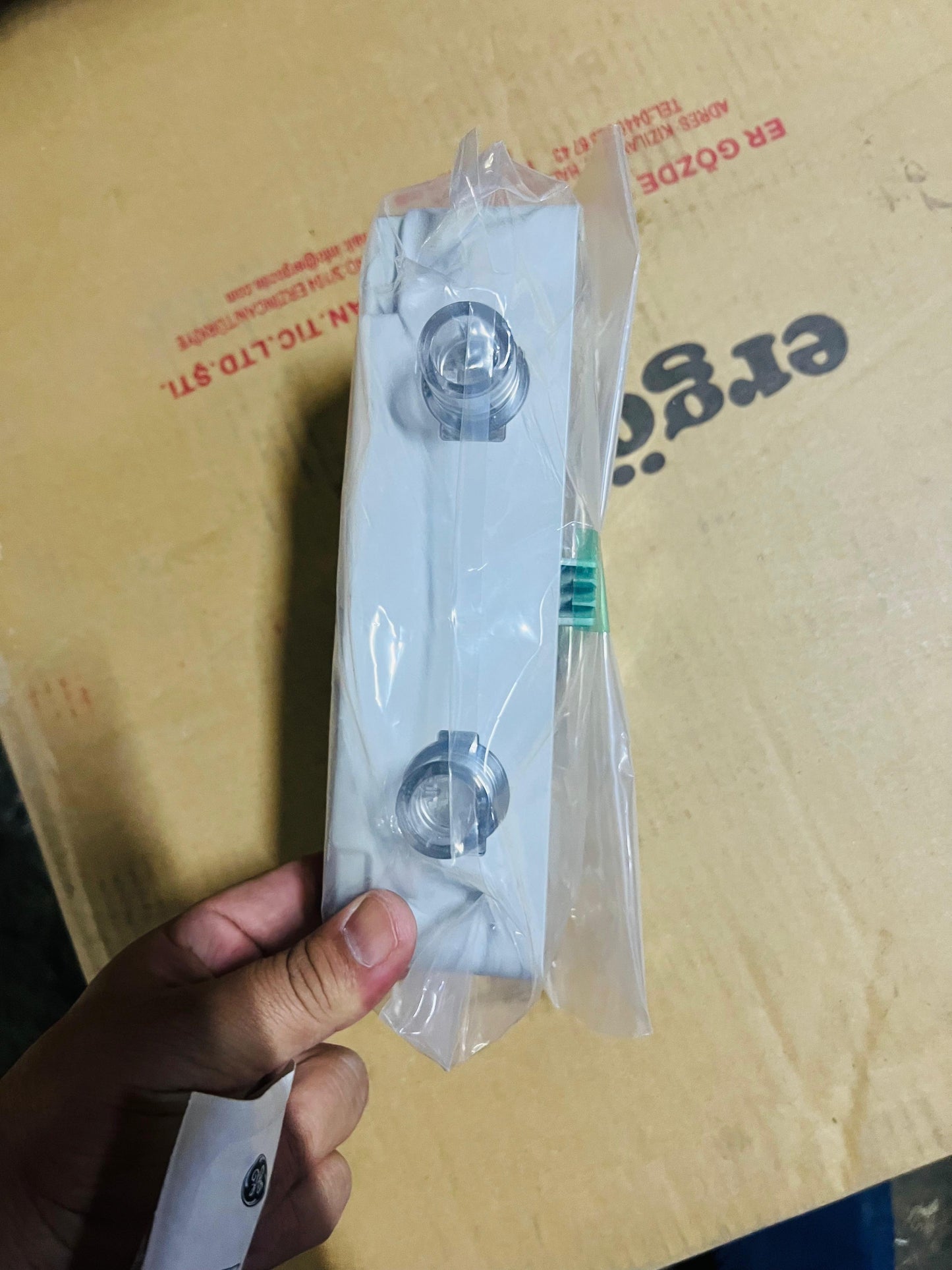 GE Datex-Ohmeda Aestiva/5 MRI Anesthesia Machine with Tec 7 Sevo & Tec 6 Desflurane Vaporizer