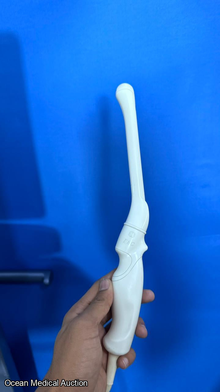 Ge voluson S8 ultrasound with convex and TVS probe (2012)