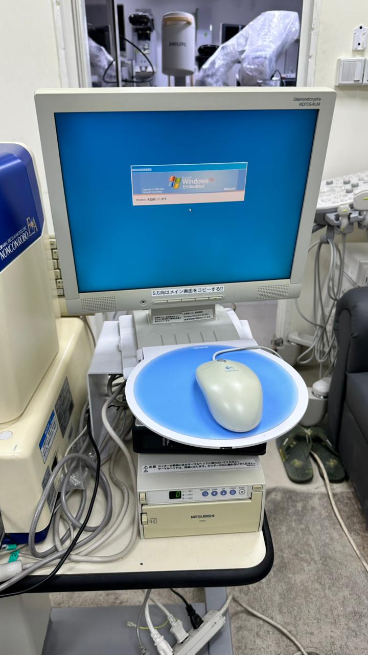 Iconan Specular Microscope NONCON ROBO