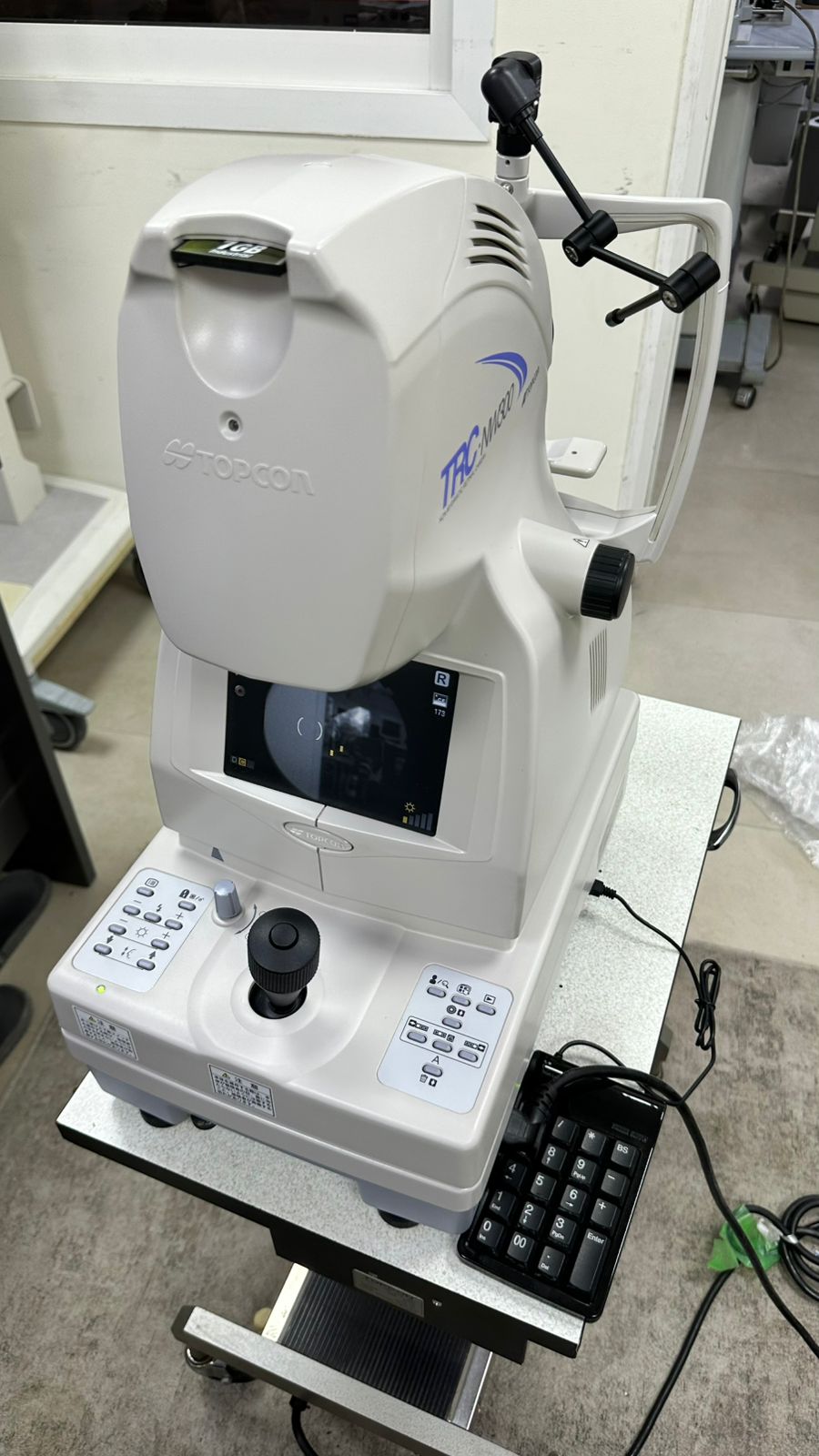 TRC NW300 Retinal camera