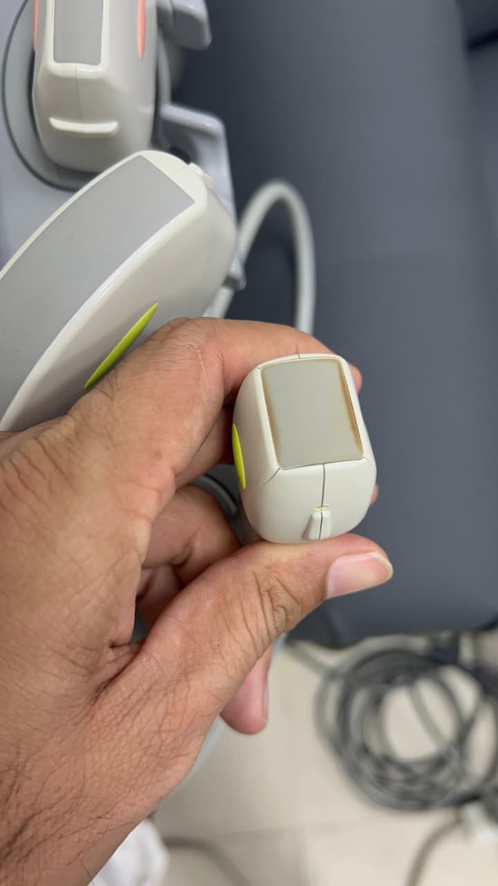 Toshiba Xario 100 ultrasound with cardiac,linear and convex probe refurbished equipment