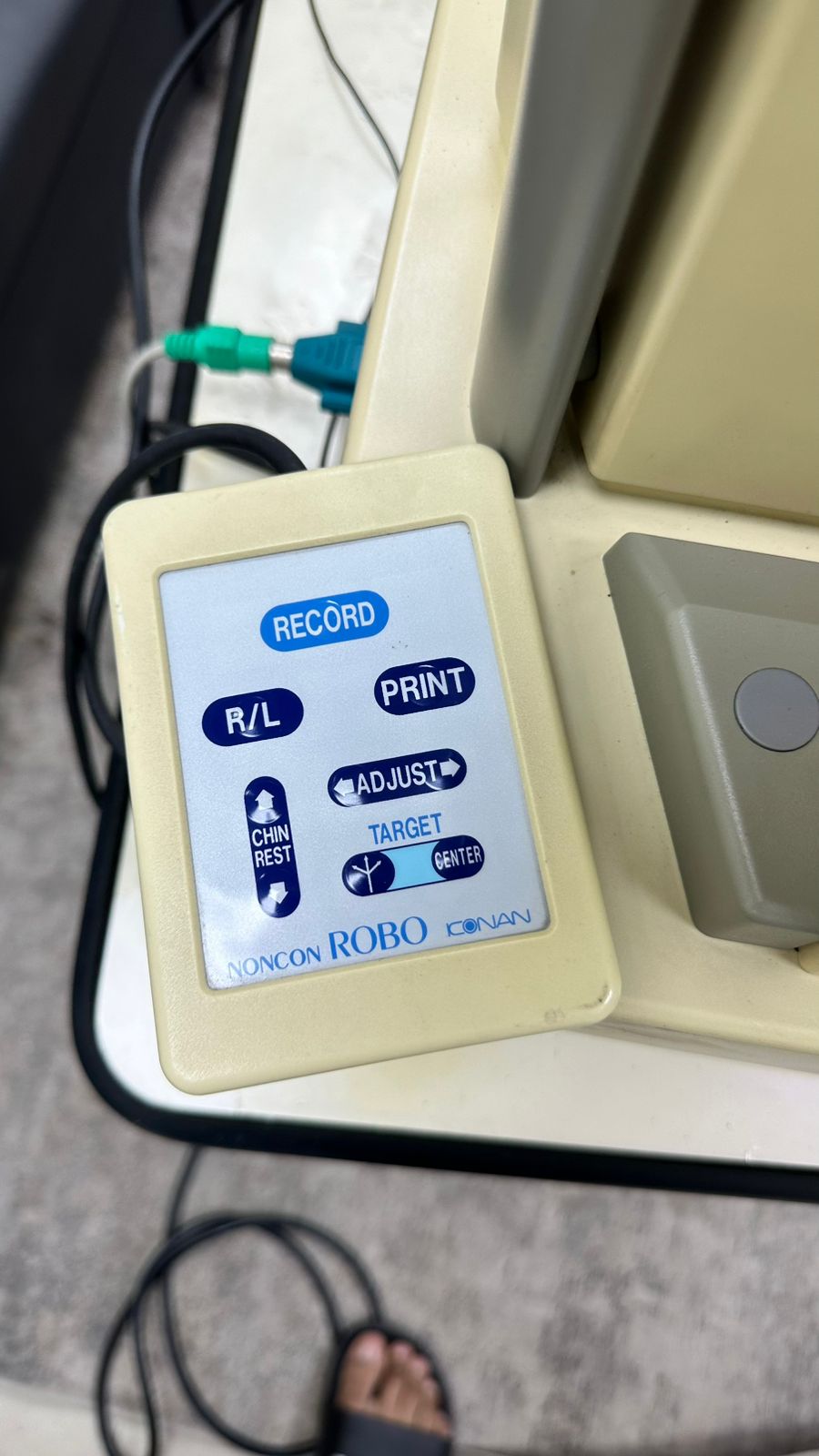 KONAN NONCON ROBO-CA Specular Microscope.