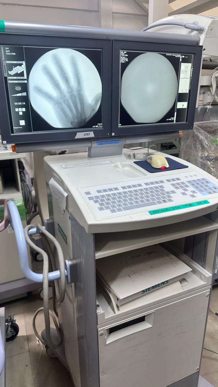 Siemens arcadis orbics  c-arm 2008