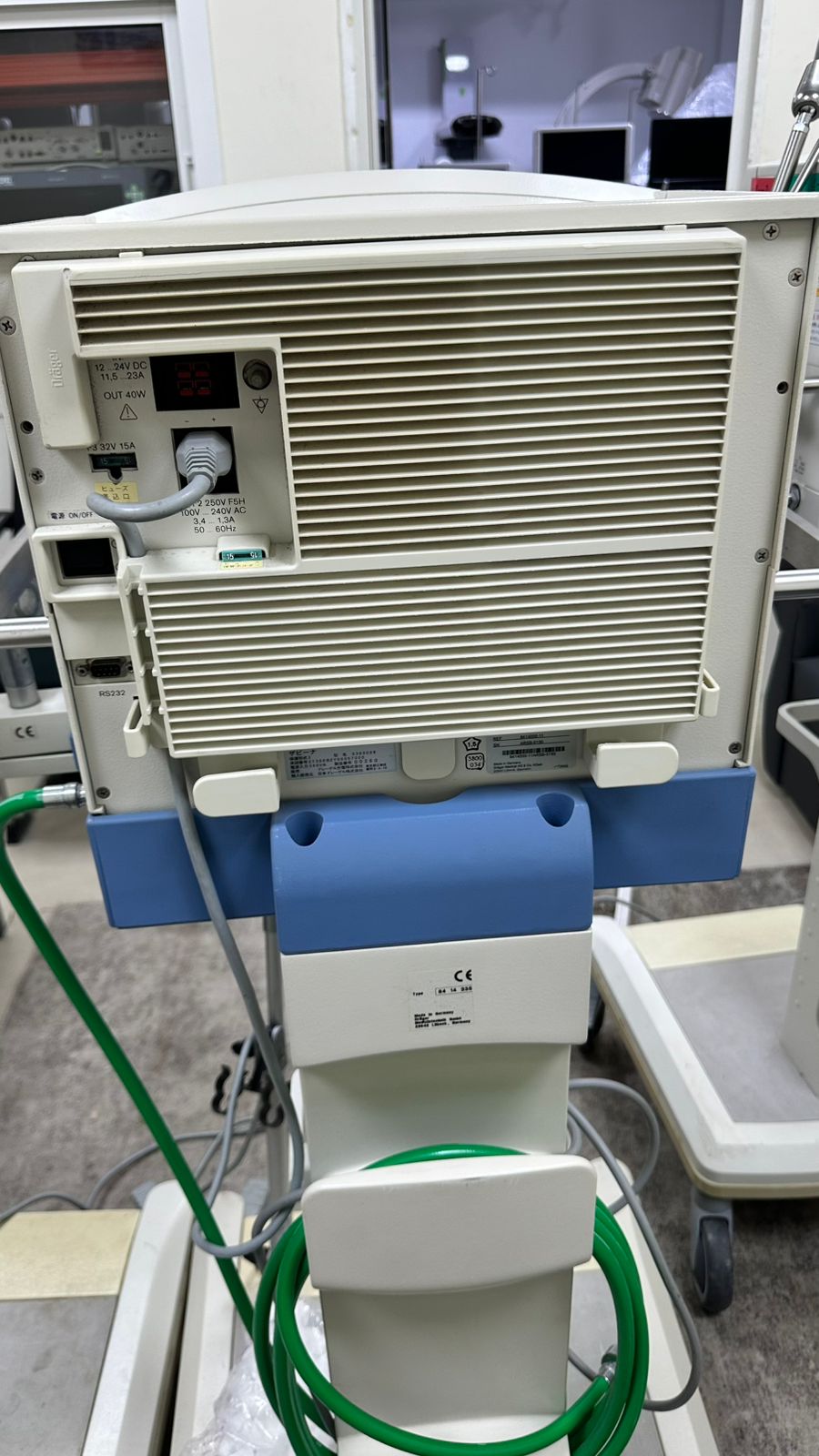 DRAGER SAVINA VENTILATOR