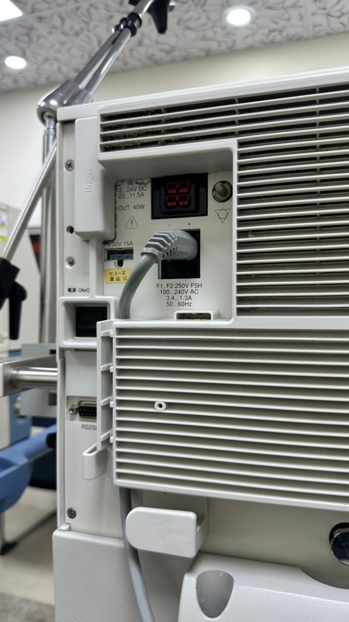 DRAGER SAVINA VENTILATOR