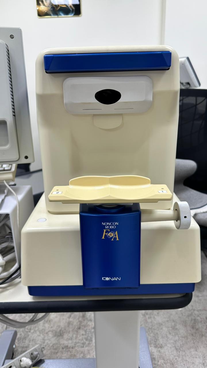 Iconan Specular Microscope NONCON ROBO