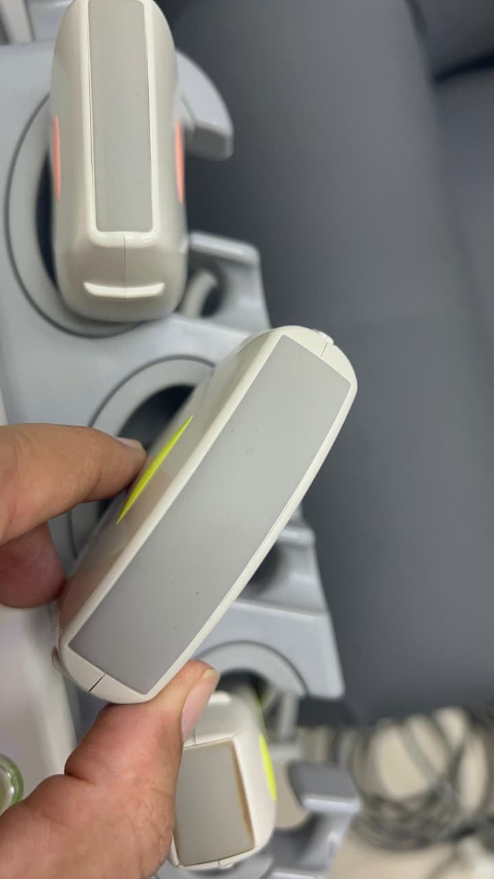 Toshiba Xario 100 ultrasound with cardiac,linear and convex probe refurbished equipment