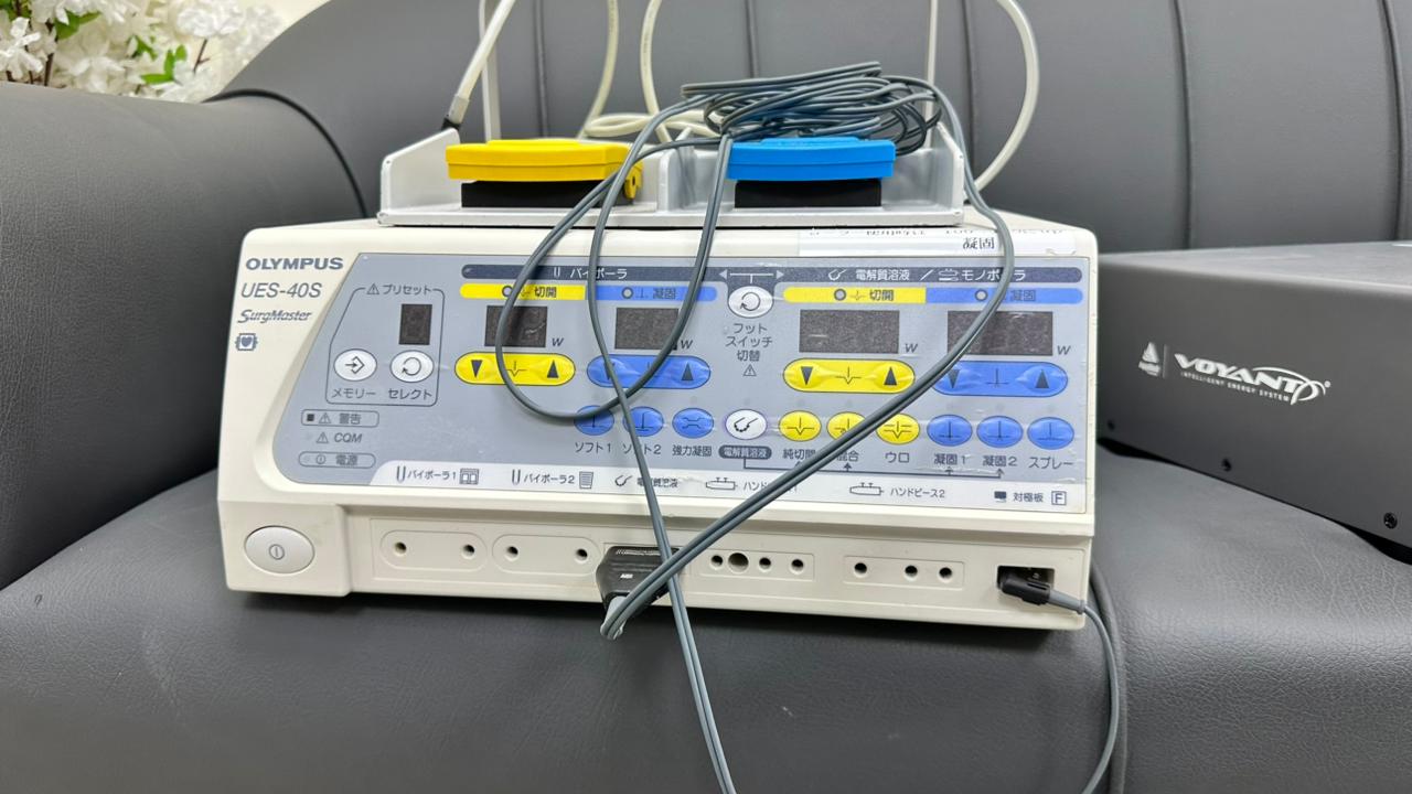 Olympus UES-40S Electrosurgical unit