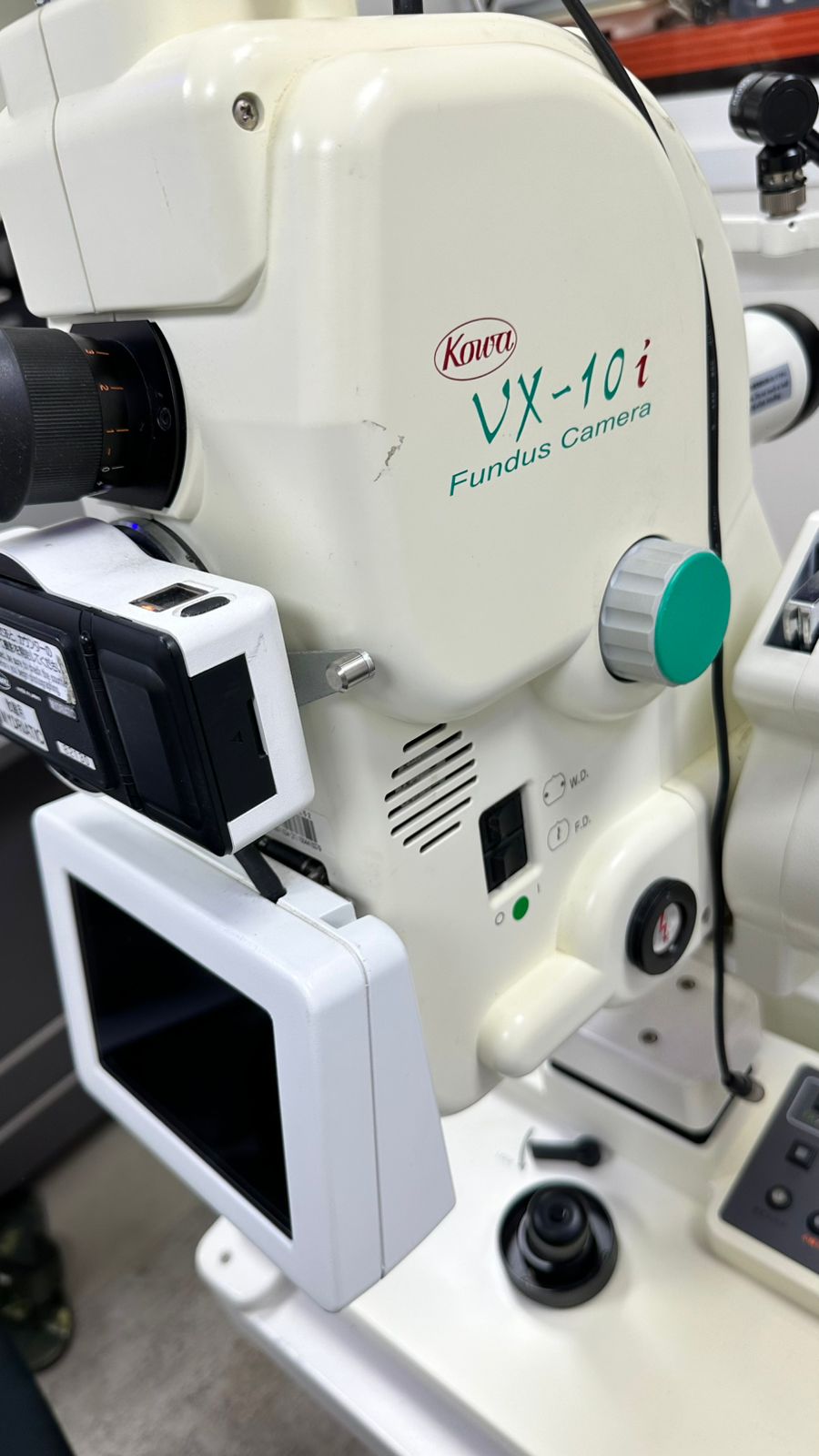 Kowa VX-10i fundus camera