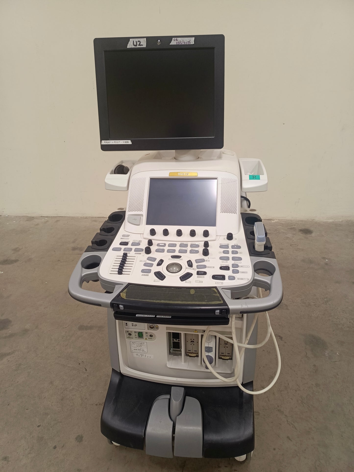 GE ultrasound vivid E9 with a convex probe