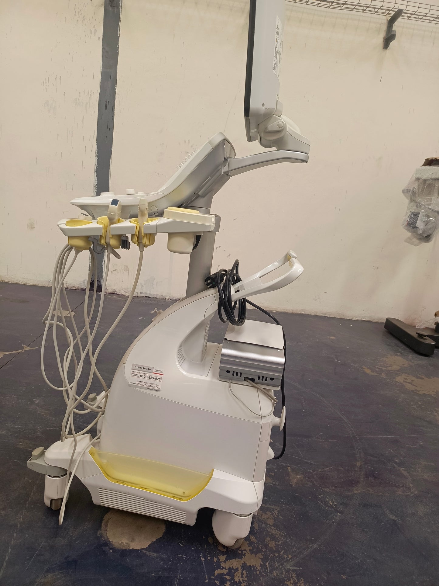 Hitachi aloka arieta 60 with convex probe, linear array prone and cardiac array probe BH
