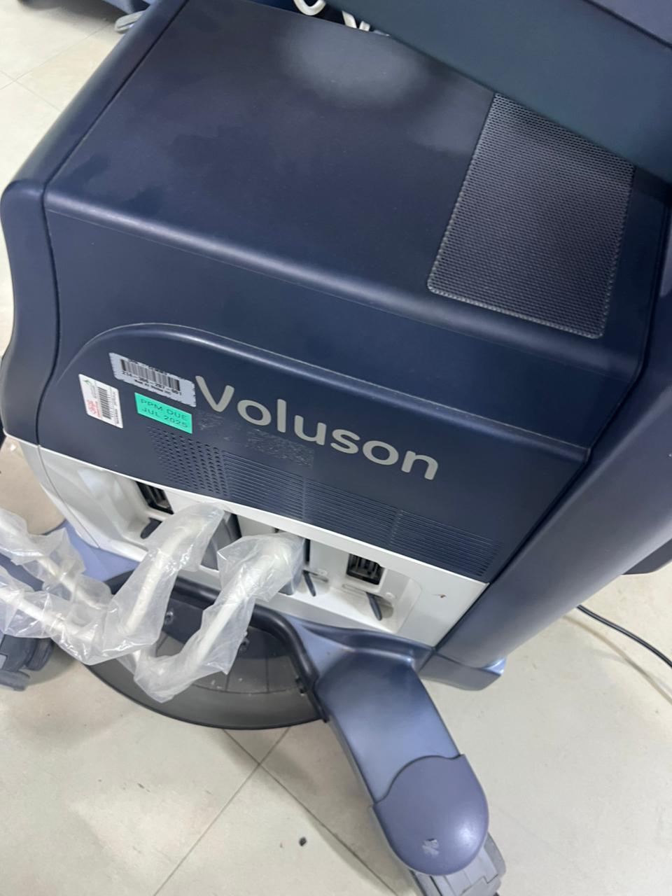 GE Voluson S6 with convex and TVS probe Year 2013