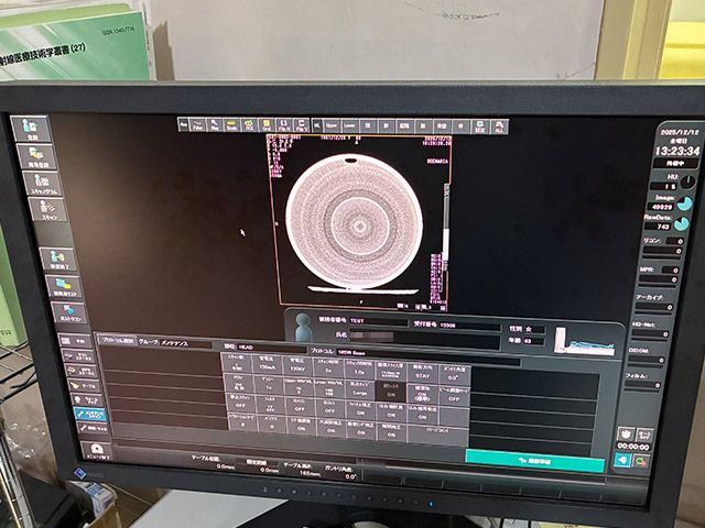 Hitachi SCENARIA 64-Slice CT Scanner System