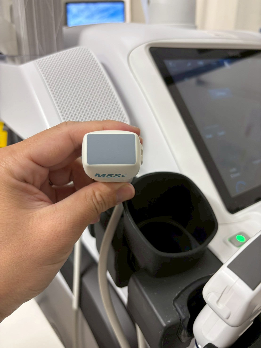 GE Vivid E95 Ultra Edition V206 Ultrasound with sector probe, 4D probe, linear probe and convex probe.