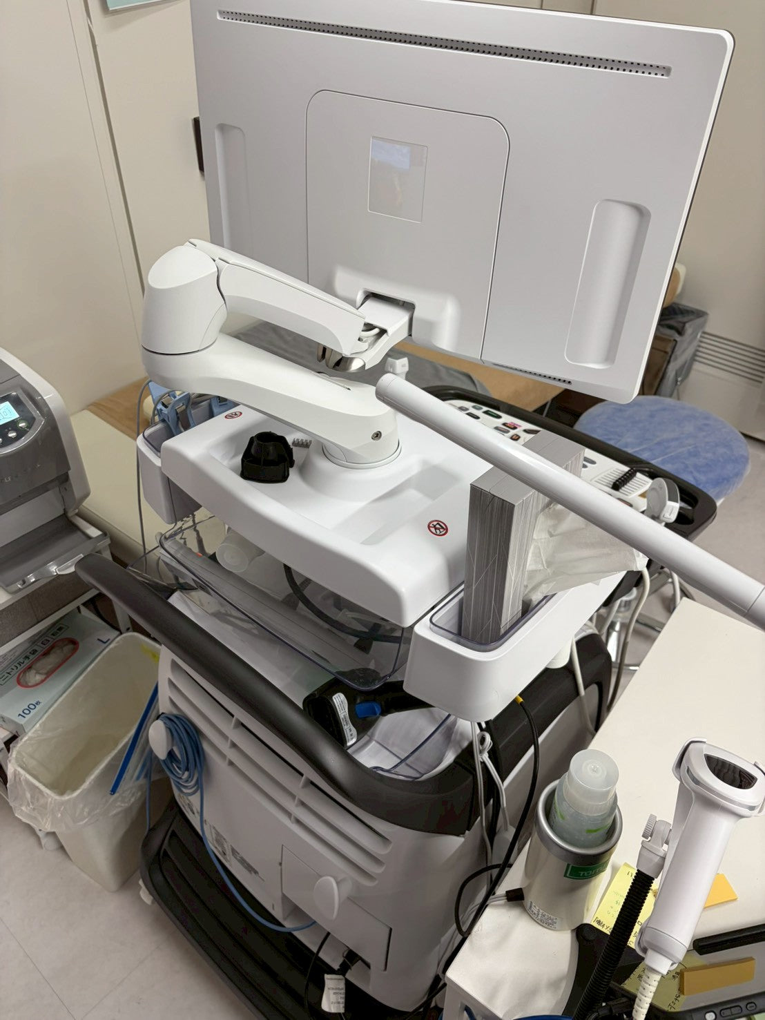 GE Vivid E95 Ultra Edition V206 Ultrasound with sector probe, 4D probe, linear probe and convex probe.