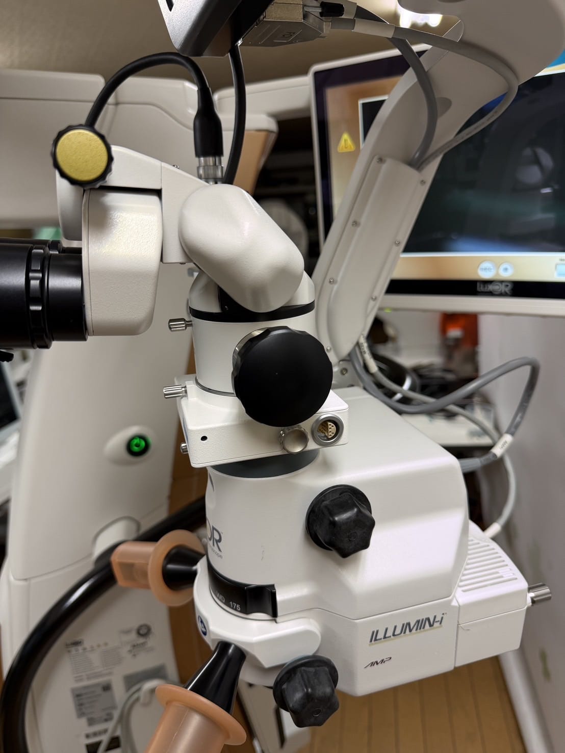 Carl Zeiss Meditec LUXOR REVALIA OPMI Vario S88 Surgical Microscope