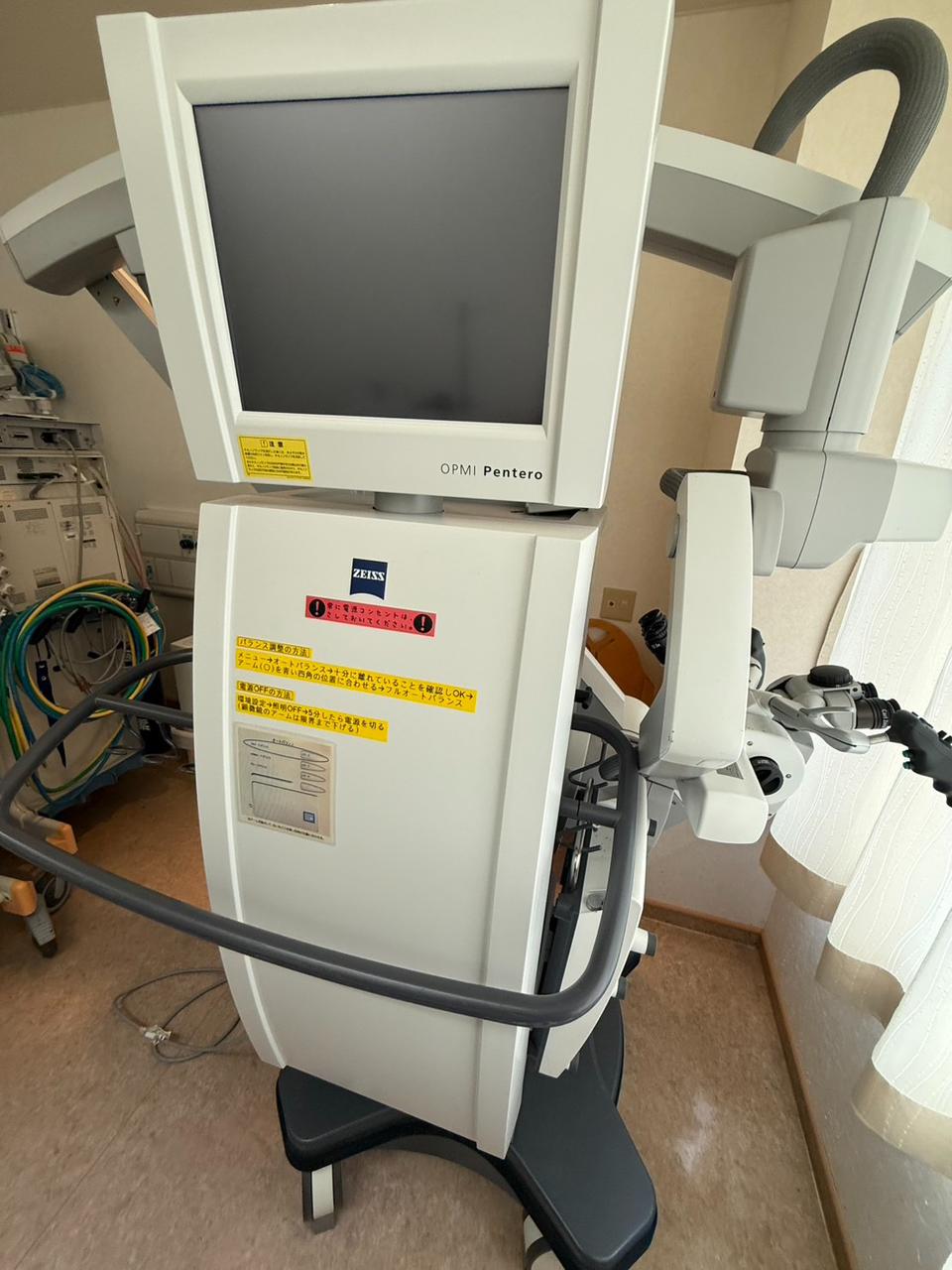 Carl Zeiss OPMI Pentero Surgical Microscope refurbished machine