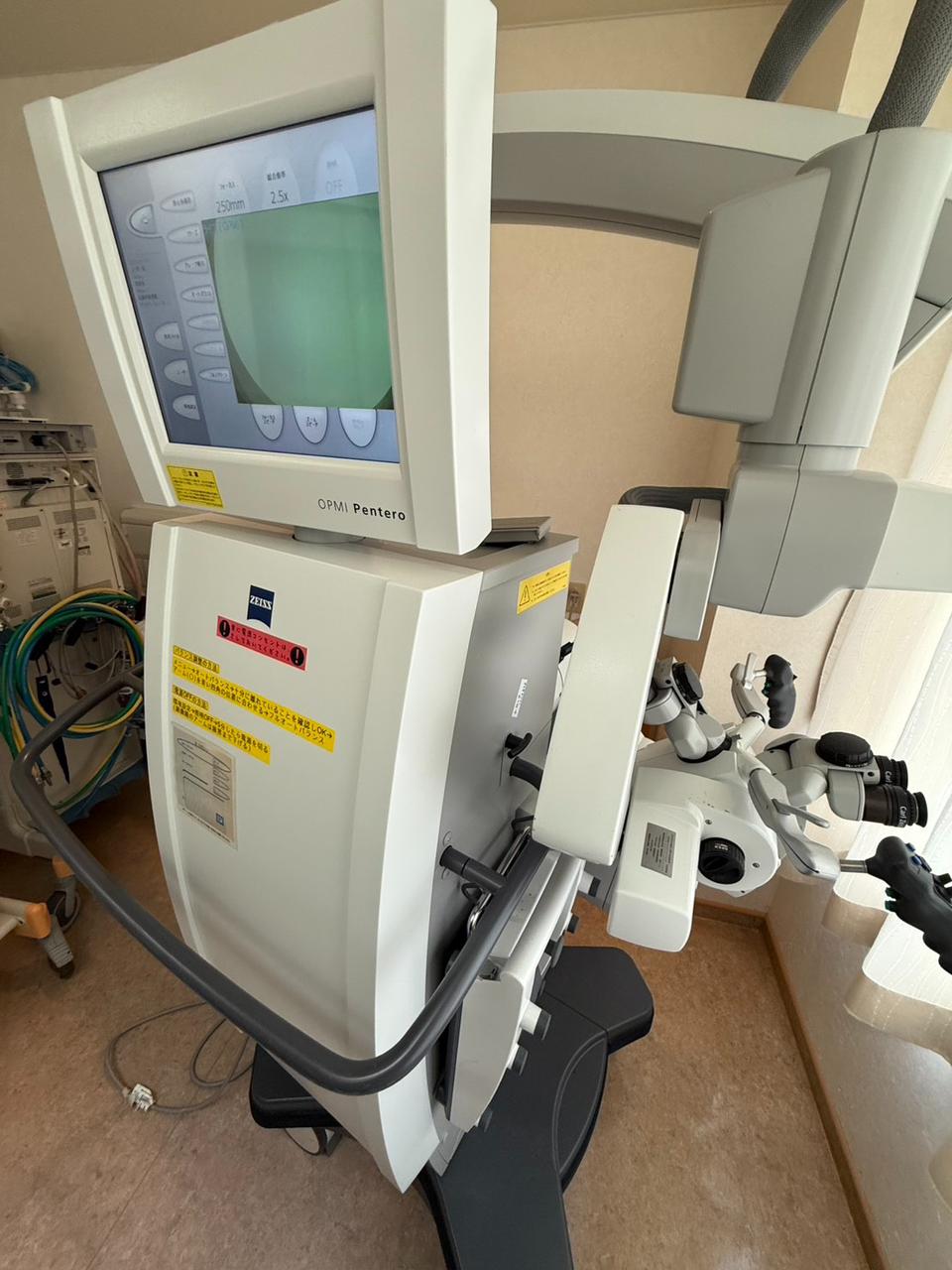 Carl Zeiss OPMI Pentero Surgical Microscope refurbished machine