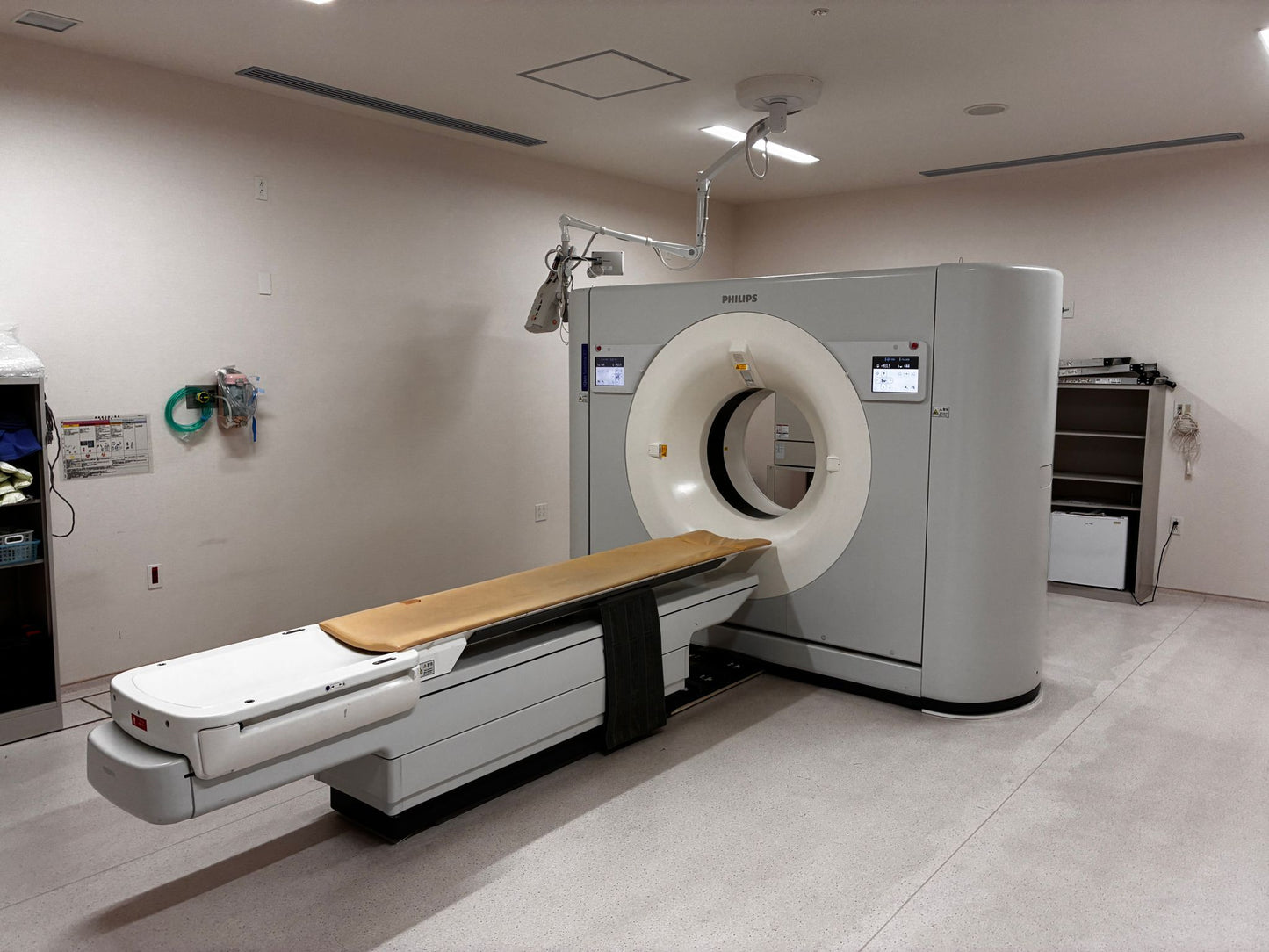 PHILIPS IQON SPECTRAL CT 256 YOM 2017 refurbished equipment
