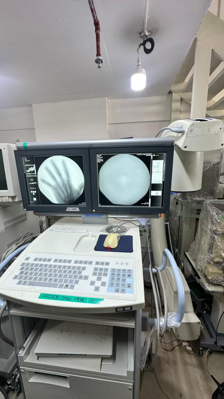 Siemens arcadis orbics  c-arm 2008