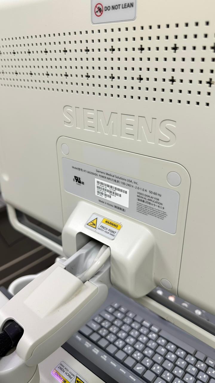 SIEMENS ACUSON X700 ULTRASOUND WITH LINEAR AND CONVEX PROBE