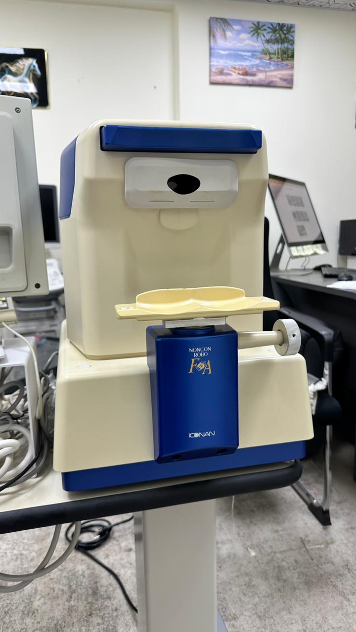 Iconan Specular Microscope NONCON ROBO