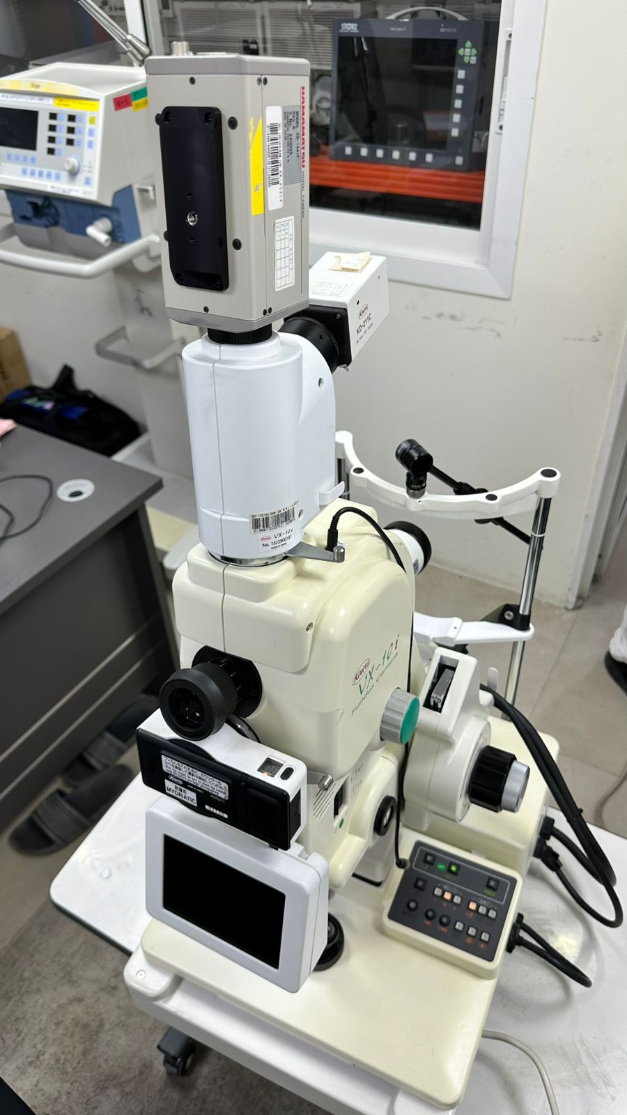 Kowa VX-10i fundus camera