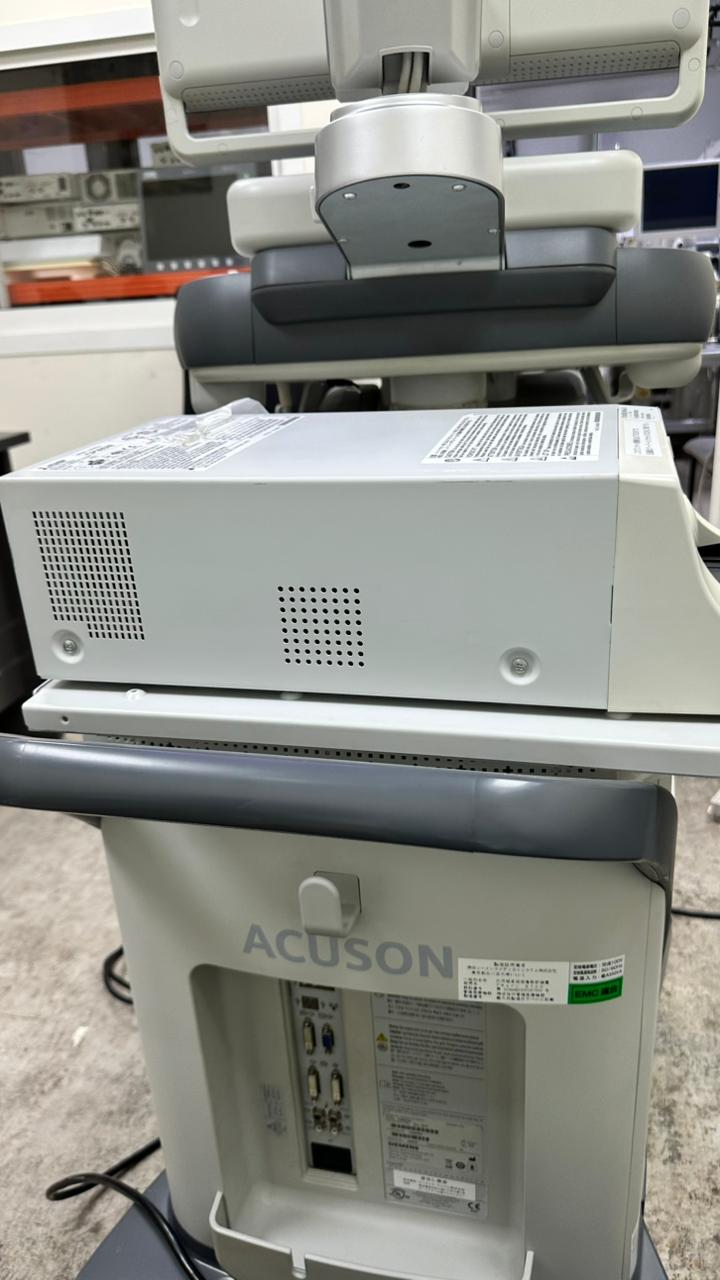 SIEMENS ACUSON X700 ULTRASOUND WITH LINEAR AND CONVEX PROBE