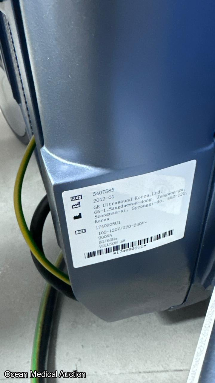 Ge voluson S8 ultrasound with convex and TVS probe (2012)