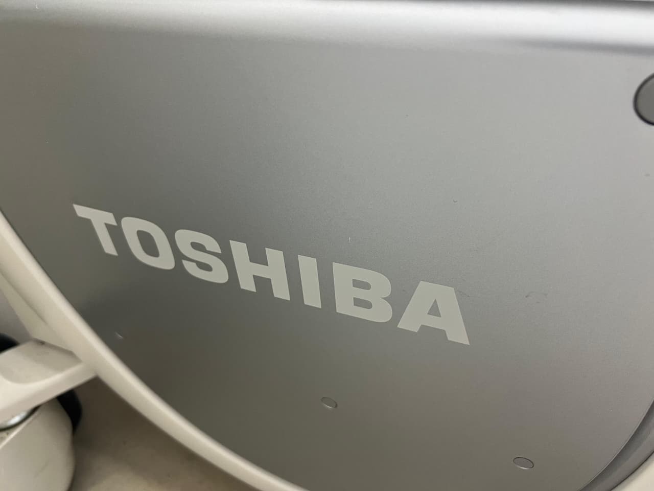 Toshiba Xario 100 ultrasound with cardiac,linear and convex probe refurbished equipment