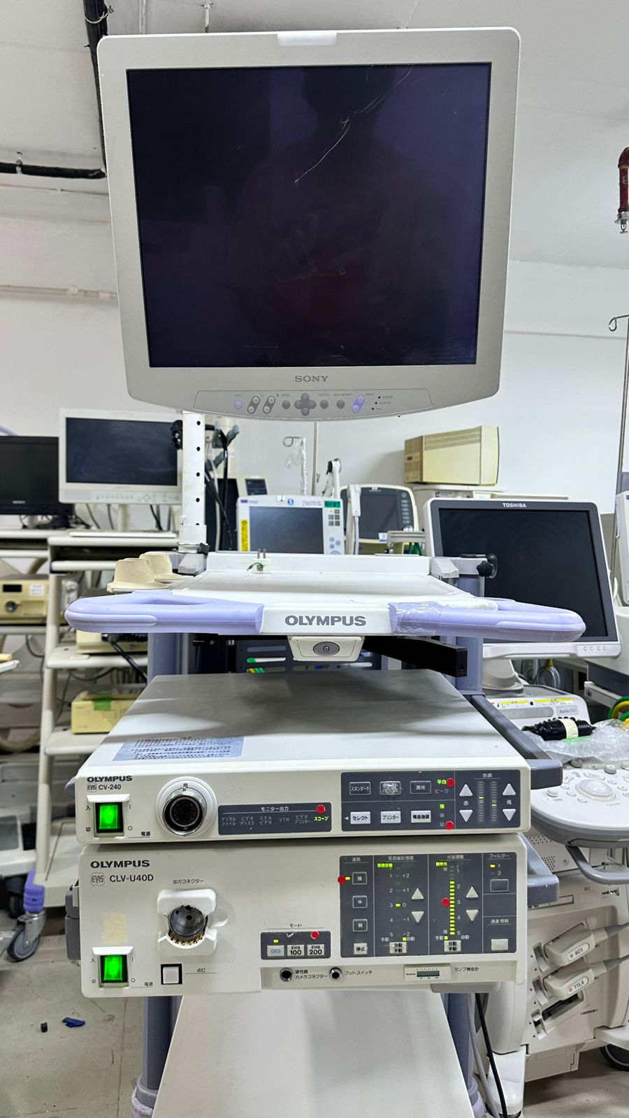 Olympus EVIS CV-240 Endoscopy Video System with CLV-U40D Light Source
