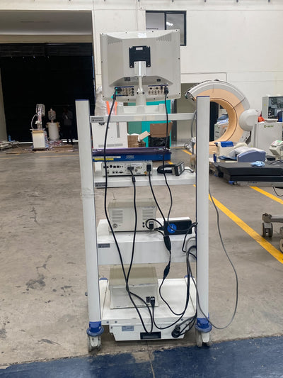 Karl storz image 1 hub system with SCB 22201020 processor, electronic endoflator SCB 26430520 and Xenon 300 light source