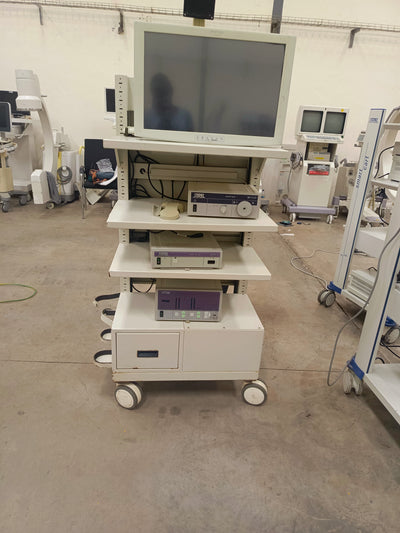 Karl storz system with tricam SL pal 202220 processor, xenonnova 20131520 light processor and electronic endoflator