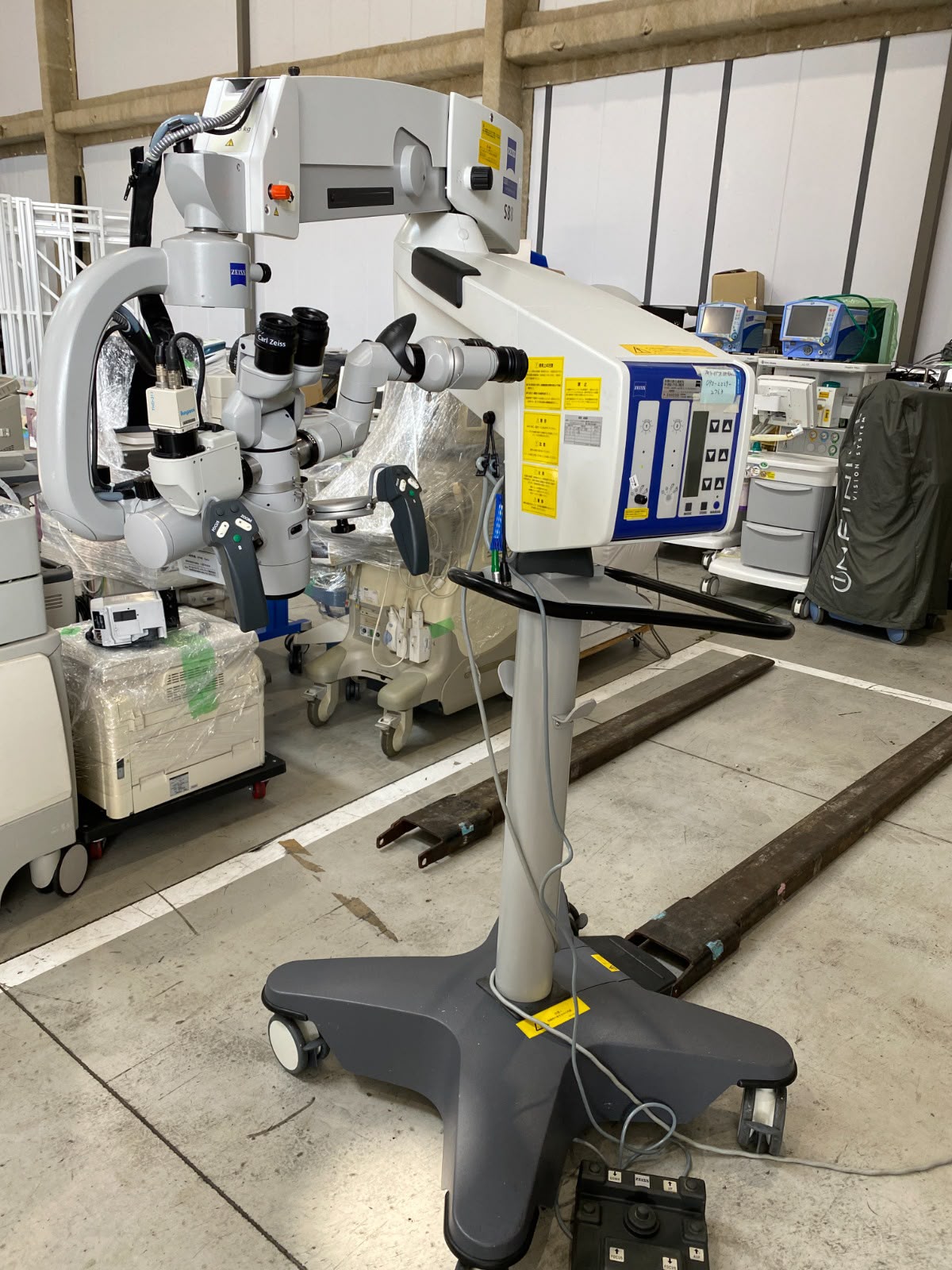 Zeiss OPMI Vario Microscope
