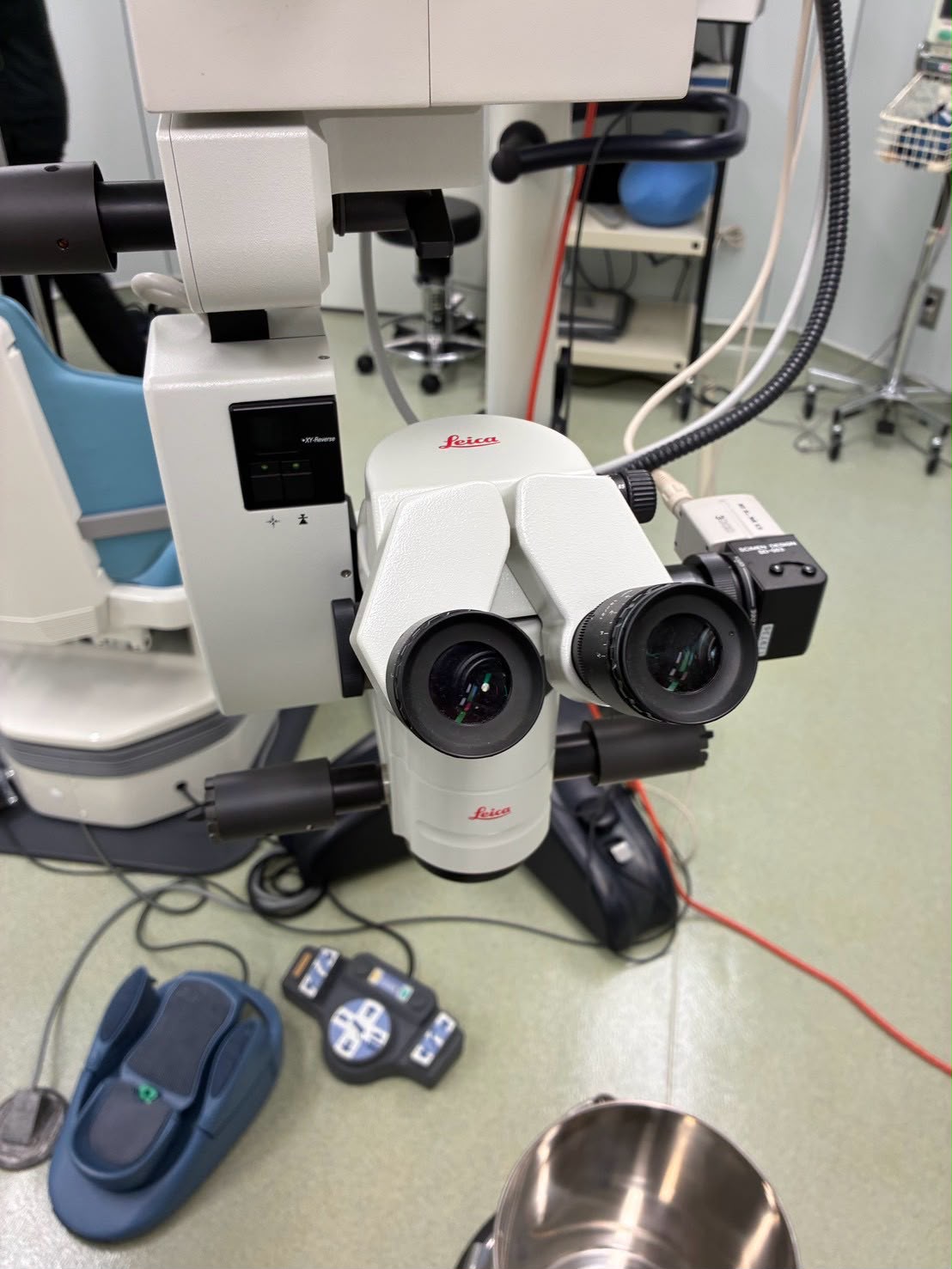 Leica Opthalmic Surgical Microscope (M520) M-series