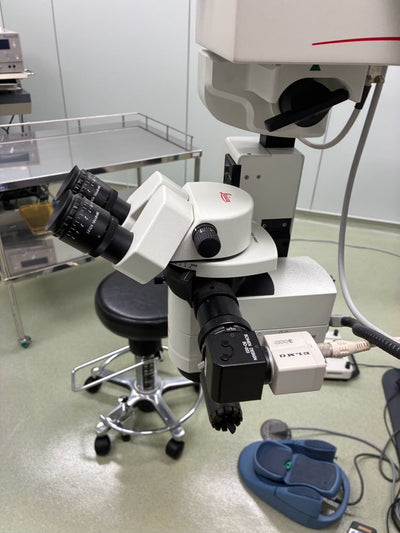 Leica Opthalmic Surgical Microscope (M520) M-series