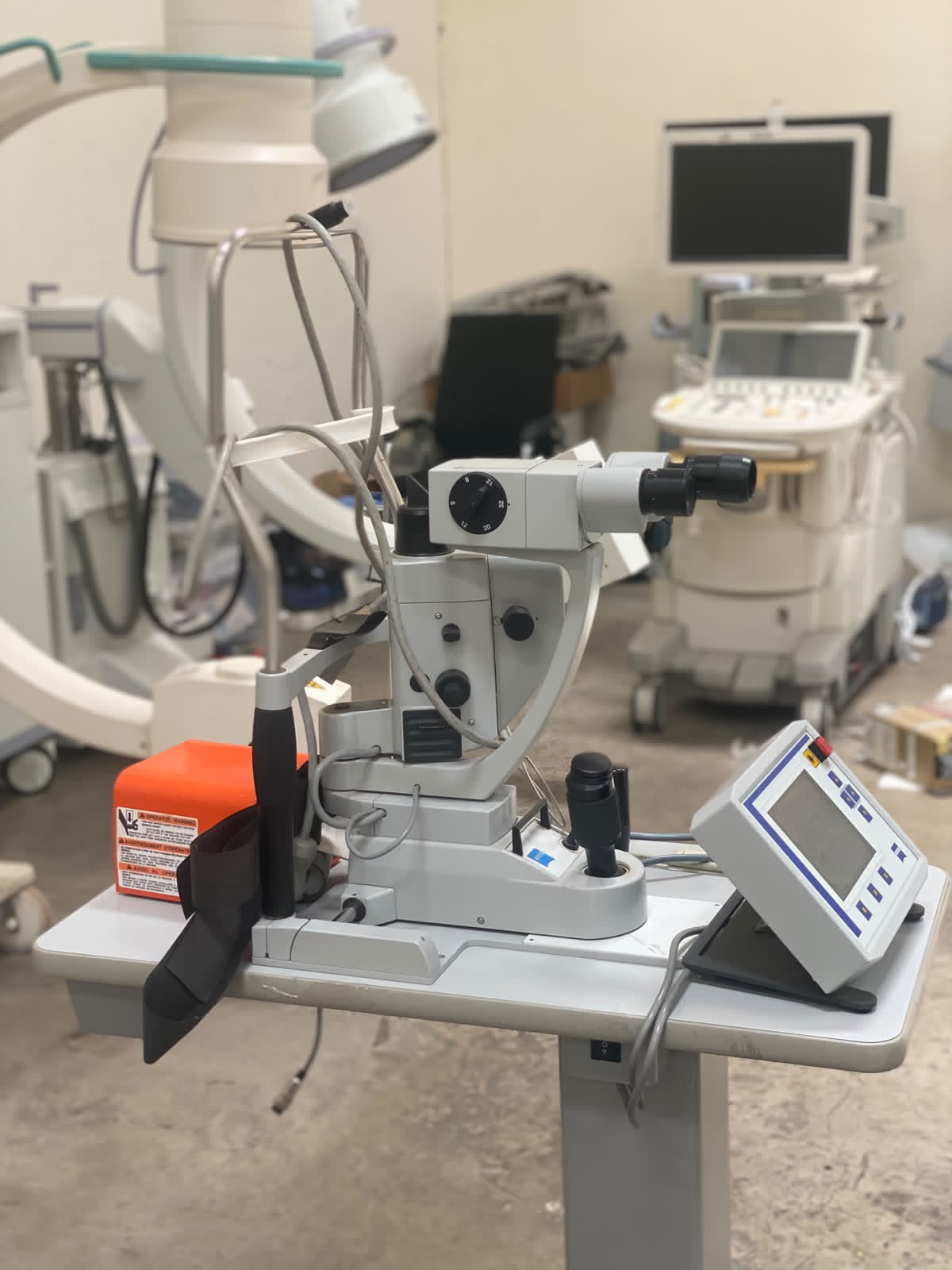 Carl Zeiss Visulas YAG 532 laser system