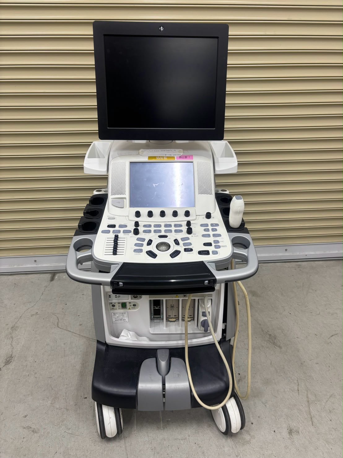 GE vivid E9 ultrasound machine