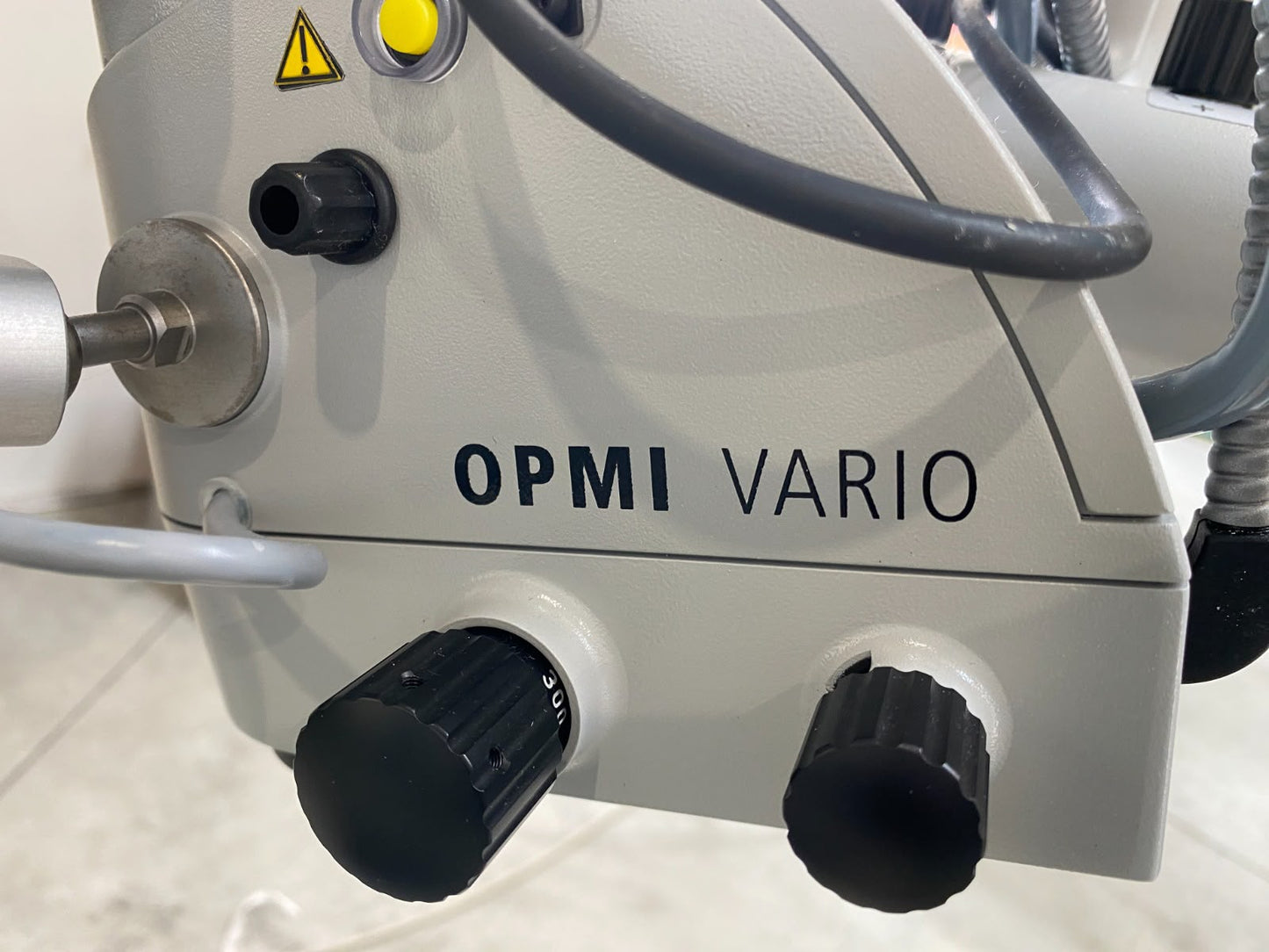 Zeiss OPMI Vario Microscope